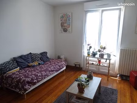 appartement 2 pièces 52 m²