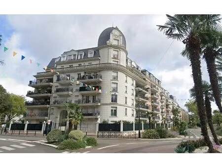 location appartement  m² t-4 à le plessis-robinson  1 532 €