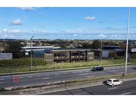 bureau moderne et durable de 519 m² près de la r0 à wemme...