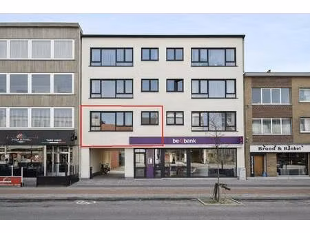 centraal gelegen appartement met 2 slpkmrs (garage mogelijk)