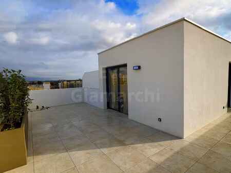 t4 rooftop - montpellier - halles tropisme