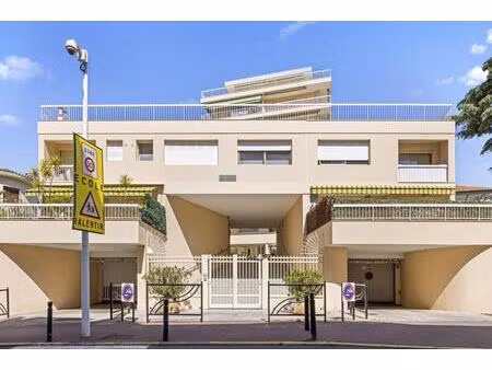 location parking - 0 pièces - 0 m² - cannes - (06)