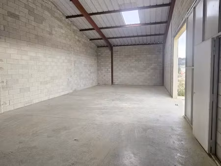 location parking 93 m² à saint-bauzille-de-la-sylve (34230)  650 €