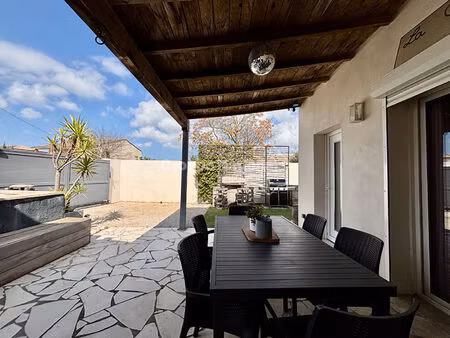 maison aigues mortes 4 pièce(s) 111m2