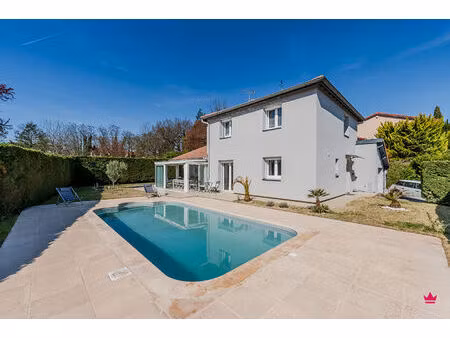 chassieu  maison 3 chambres 135 m²