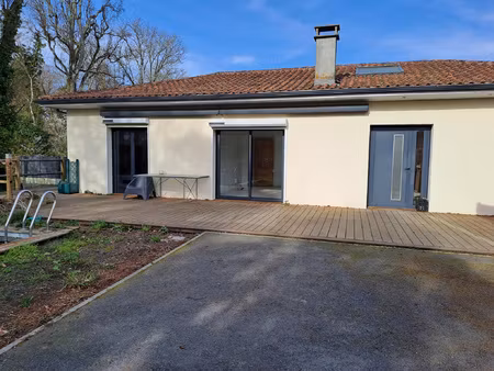 maison familiale de plain pied hyper centre de leognan