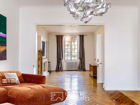 maison bourgeoise avec jardin quartier dunois