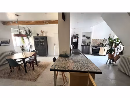 a vendre maison ancienne avec studio indépendant saint cleme