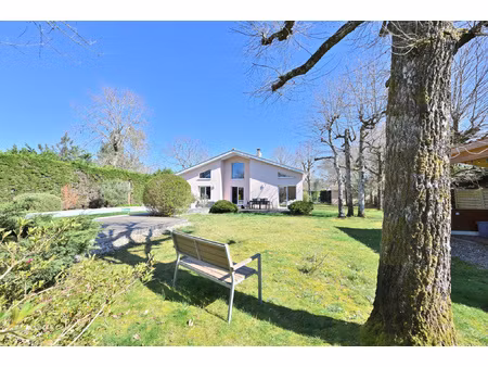 saint-jean-d'illac - belle maison familiale avec piscine dan