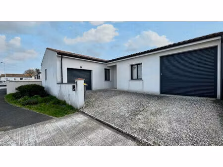 maison récente - 3 chambres - jardin & carport