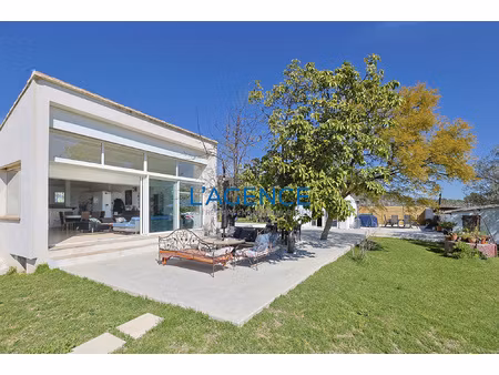 villa d'architecte de plain pied de 173 m2 habitables exposé