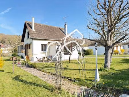 maison à rénover sur terrain constructible de 1 845 m² – fort potentiel à yainville