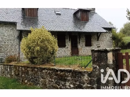 maison de village à cornil (19150)