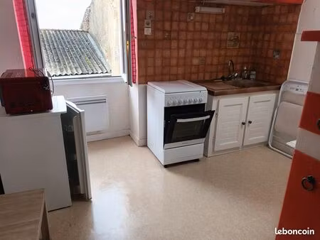 vente studio 23 metre carre avec garage