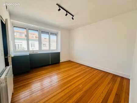 studio cosy proche tram