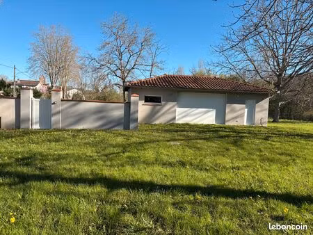 garage 71m2 neuf sur 1000m2 constructible