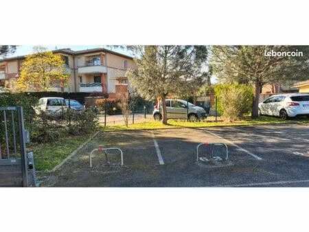 2 places de parking