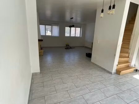 maison de 120 m2-3 chambres- poix du nord