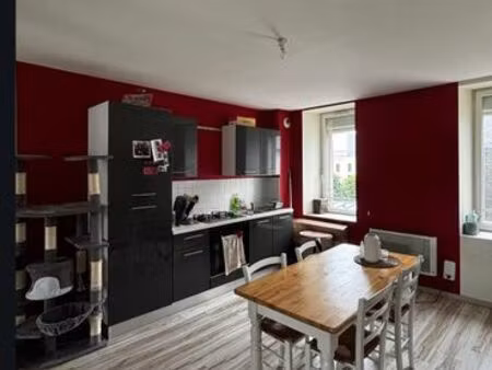 t2 62m2 - st martin en face des halles