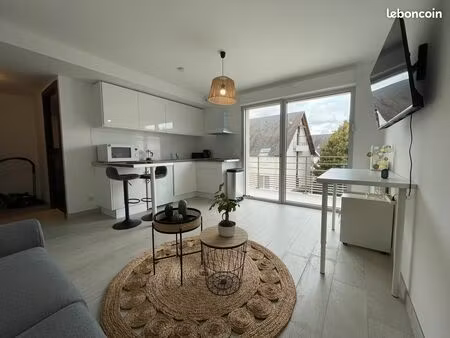 location studio tours iut