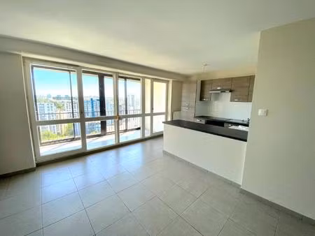 appartement proche de toutes commodités et nouvelle ligne de tramway.