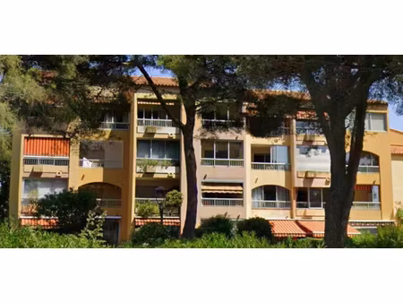 ** vue mer ** appartement 1 pièce ** terrasse ** (83430) saint mandrier sur mer **