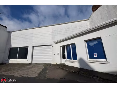 local commercial de 670 m2 à luçon