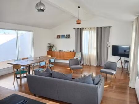 bordeaux saint augustin centre / maison neuve / 3 chambres + terrasse