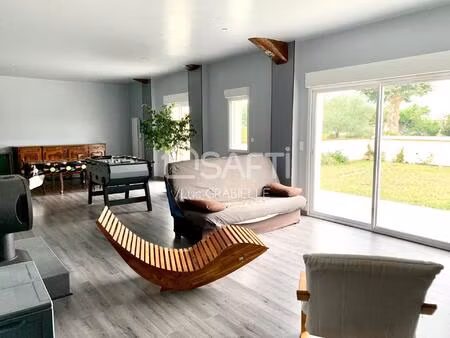 grande maison de caractère rénovée - baisse de prix !