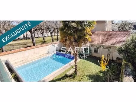 maison familiale de caractère – 260 m² – centre-ville de châtellerault