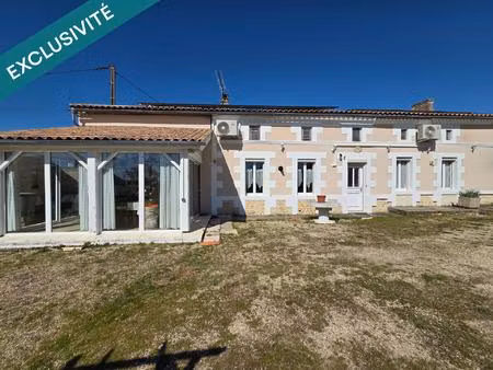 belle maison en pierre et un studio complémentaire