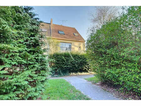 vente maison 7 pièces  167.00m²  maurepas