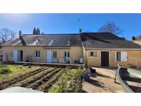 maison de ville plein pied 131m2  3 chambres  grand garage  jardin