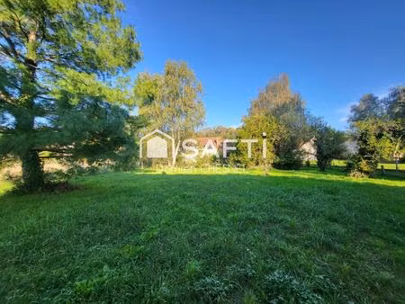 maison 132m² à rénover sur terrain de 1570m² proche centre ville