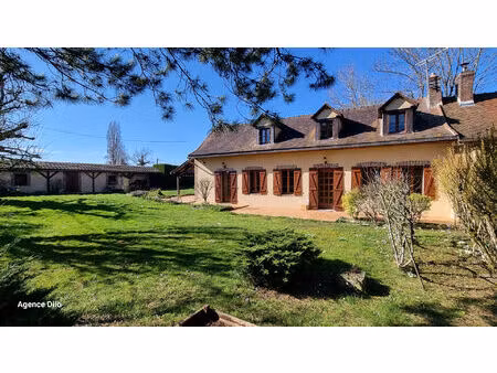 maison de campagne en forét d'othe