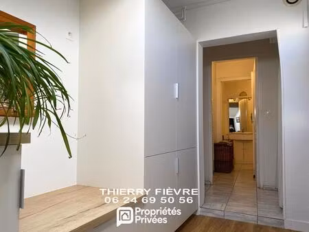 varrains - 49400 maison ancienne rénovée de 3 pièces + garage