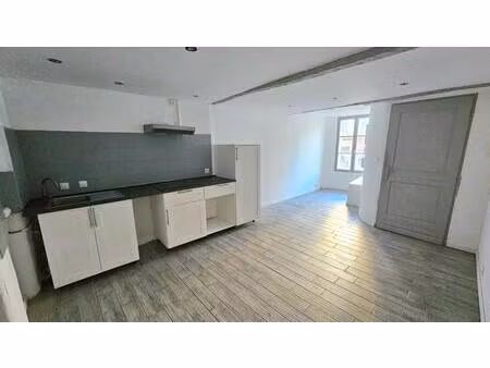 maison de rapport composée de 4 appartements