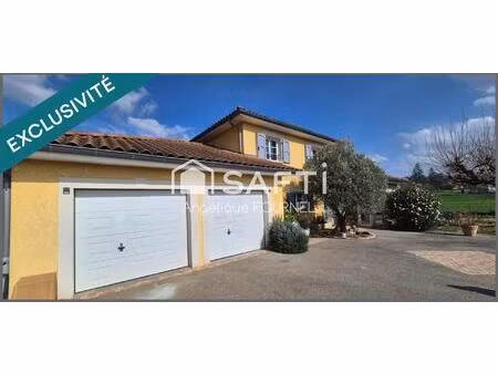 centre village - villa individuelle de 130 m² + garage de 65 m² - terrain de 1 277 m²