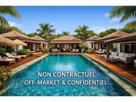 en exclusivite - propriete confidentielle a 100m de la plage - 6 suites – piscine a debord