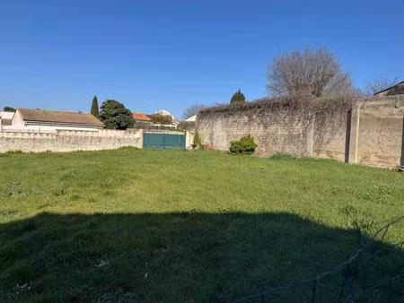 terrain constructible viabilisé beaucaire