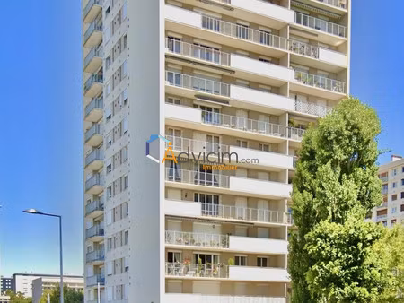 studio loué orléans gare