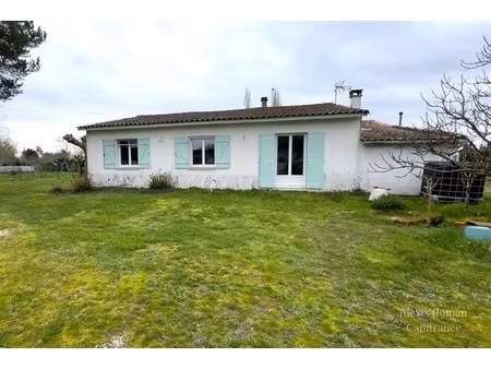 maison rénovée 125 m² – 4 chambres – terrain 1 733 m² – calme  proche commodités