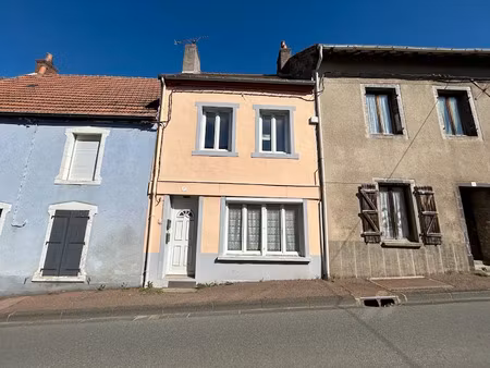 vente maison 3 pièces 64 m² à montaigut en combraille (63700)  35 000 €