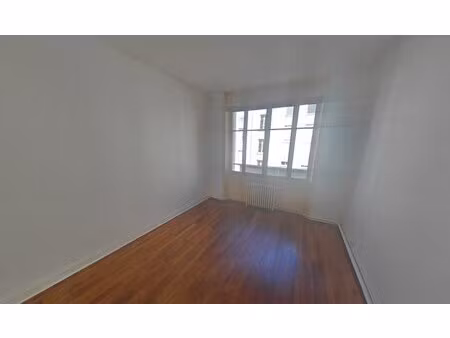 appartement 3 pieces // lyon 7 eme