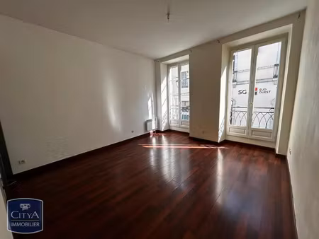 appartement à louer 1 pièce 27.97 m² - pau (64) - 440€