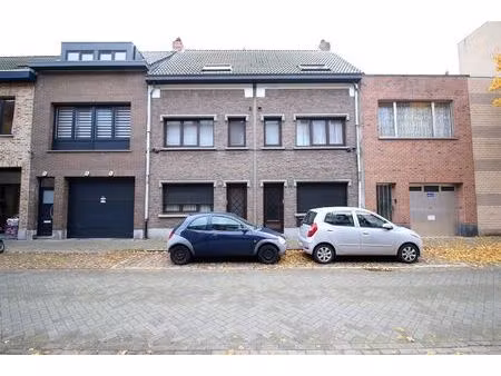 appartement te huur in merksem met 1 slaapkamer