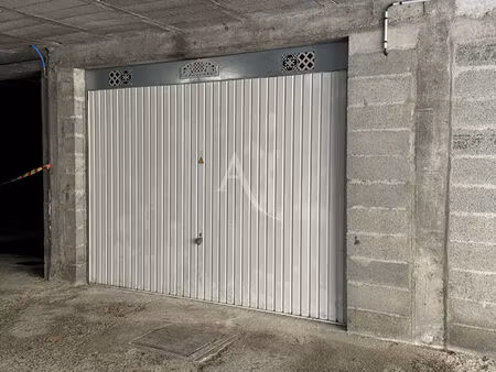 garage de 23.15m² à louer sur l'isle-jourdain