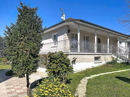 maison familiale d'exception ? volumes ? luminosité ? potentiel évolutif ? buxerolles