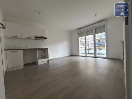 appartement à louer 2 pièces 41.14 m² - athis-mons (91) - 844€