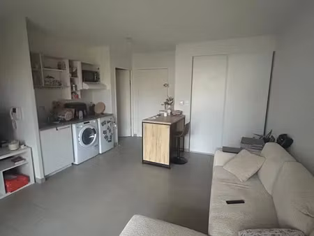 appartement à louer 1 pièce 34.1 m² - sète (34) - 525€